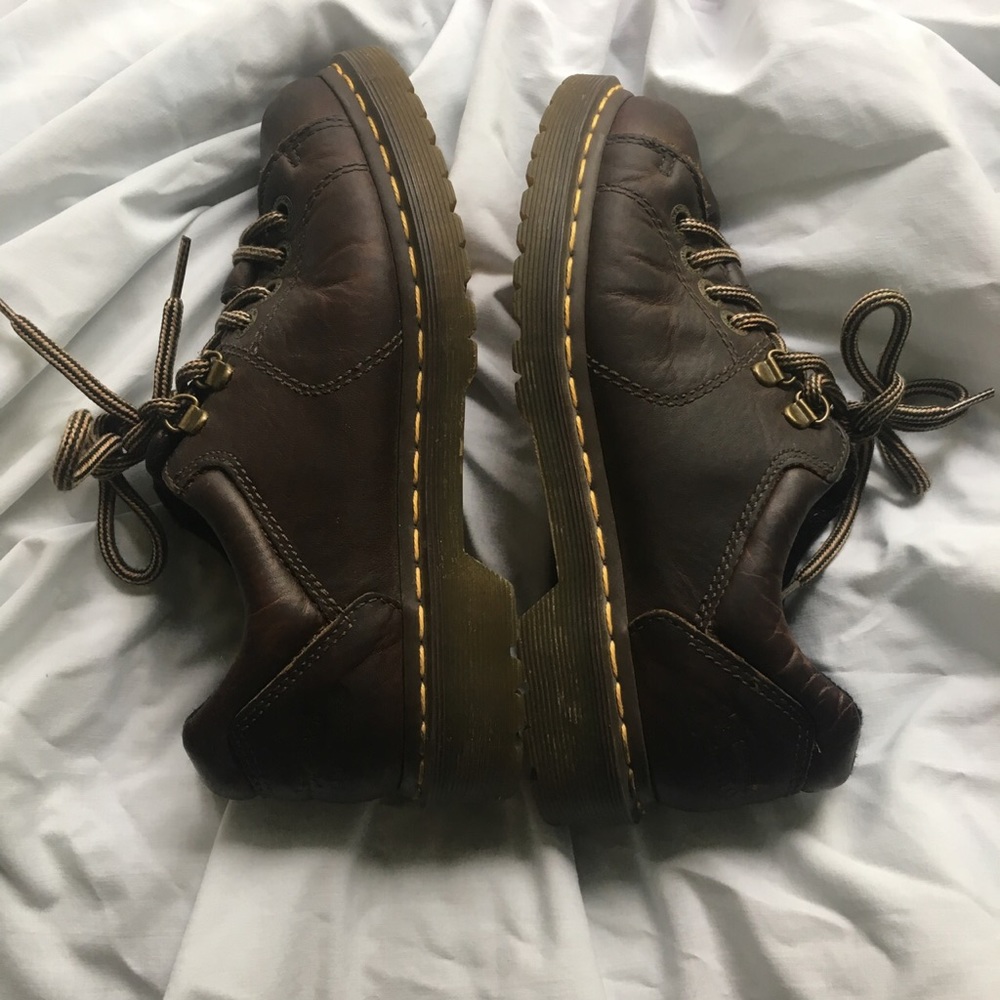 dr martens shoes!!